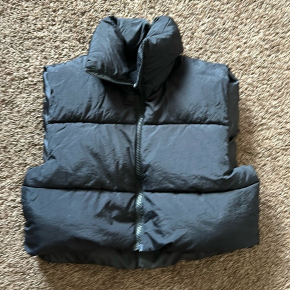 Women’s puffer vest - Picture 1 of 2